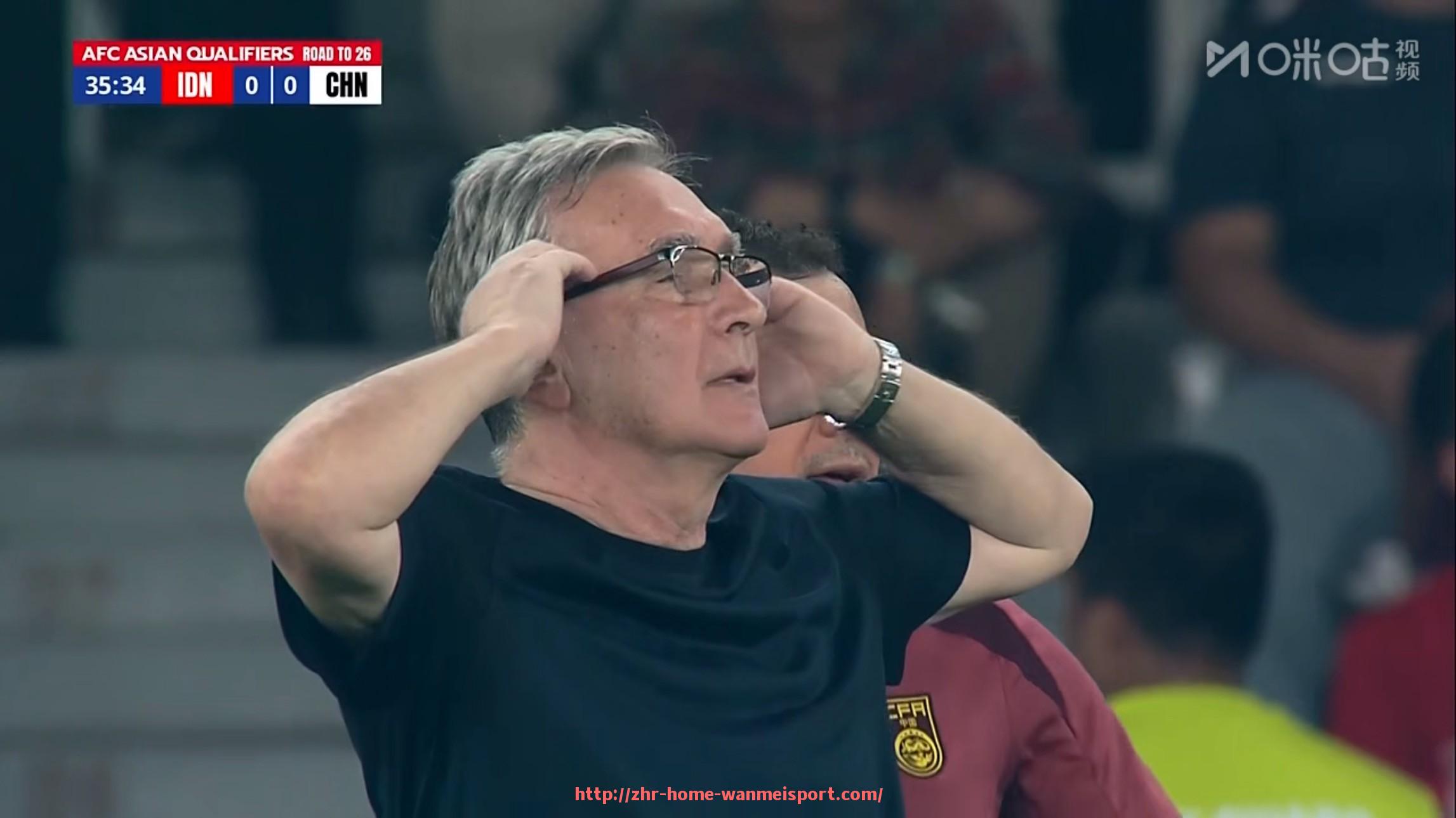 完美体育官方网站-CBA篮球足球队球员：CBA联赛中的篮球球员是否也参与足球比赛？